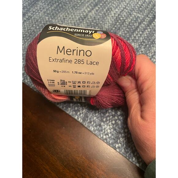 Schachenmayr Merino Extrafine 285 Lace color 00581. New - Picture 2 of 3